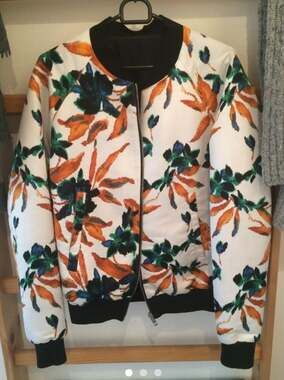 Balenciaga Selling this very rare balenciaga floral bomber jacket